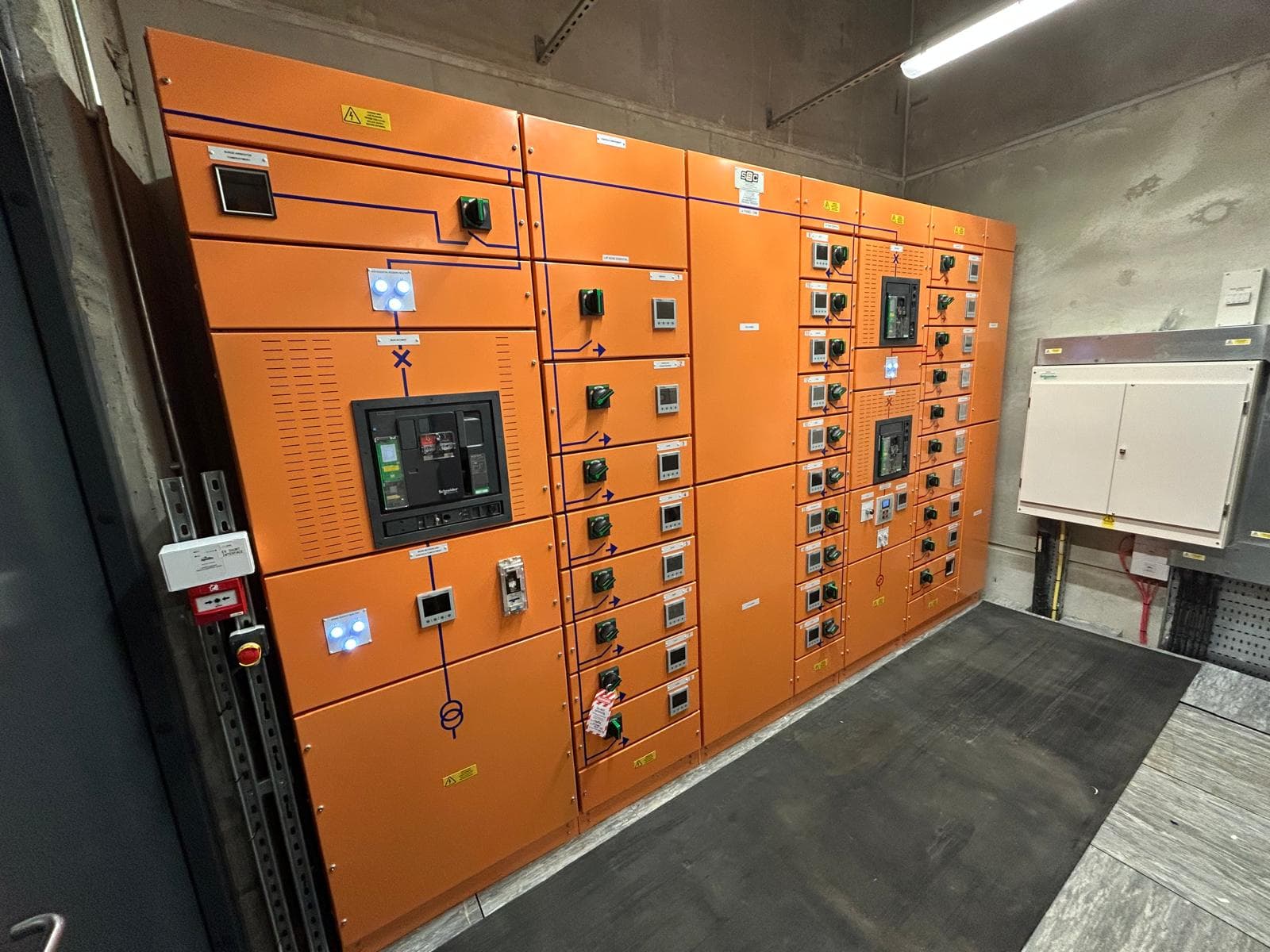 Whipps Cross Hospital electrical installation